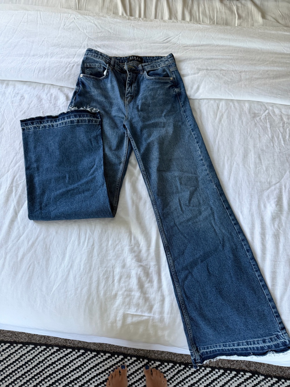 Women’s dark Blue Straight-Leg Jeans